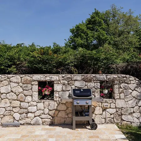 Levanda Villa