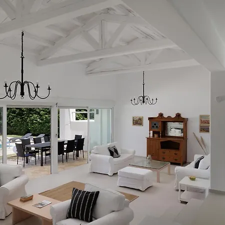 Levanda Villa