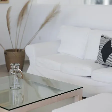 Villa Levanda By Whitedream