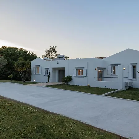 Villa Levanda By Whitedream *